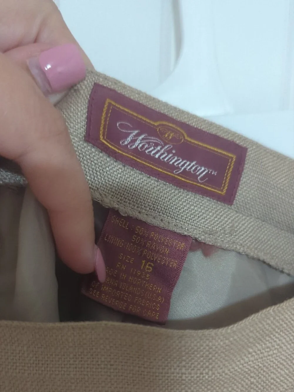 Worthington Classic Beige Pencil Skirt - Timeless Office Staple